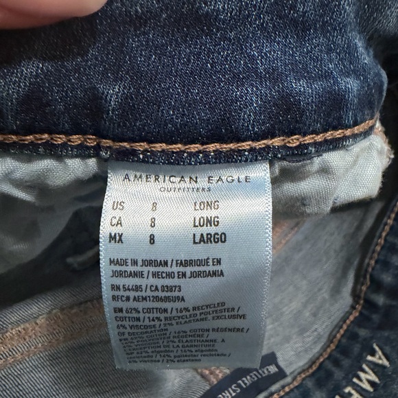 American Eagle Hi Rise Kick Boot Crop Blue Denim Jeans - Picture 3 of 4